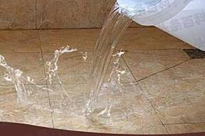道县漏水维修 免砸砖防水材料该如何施工